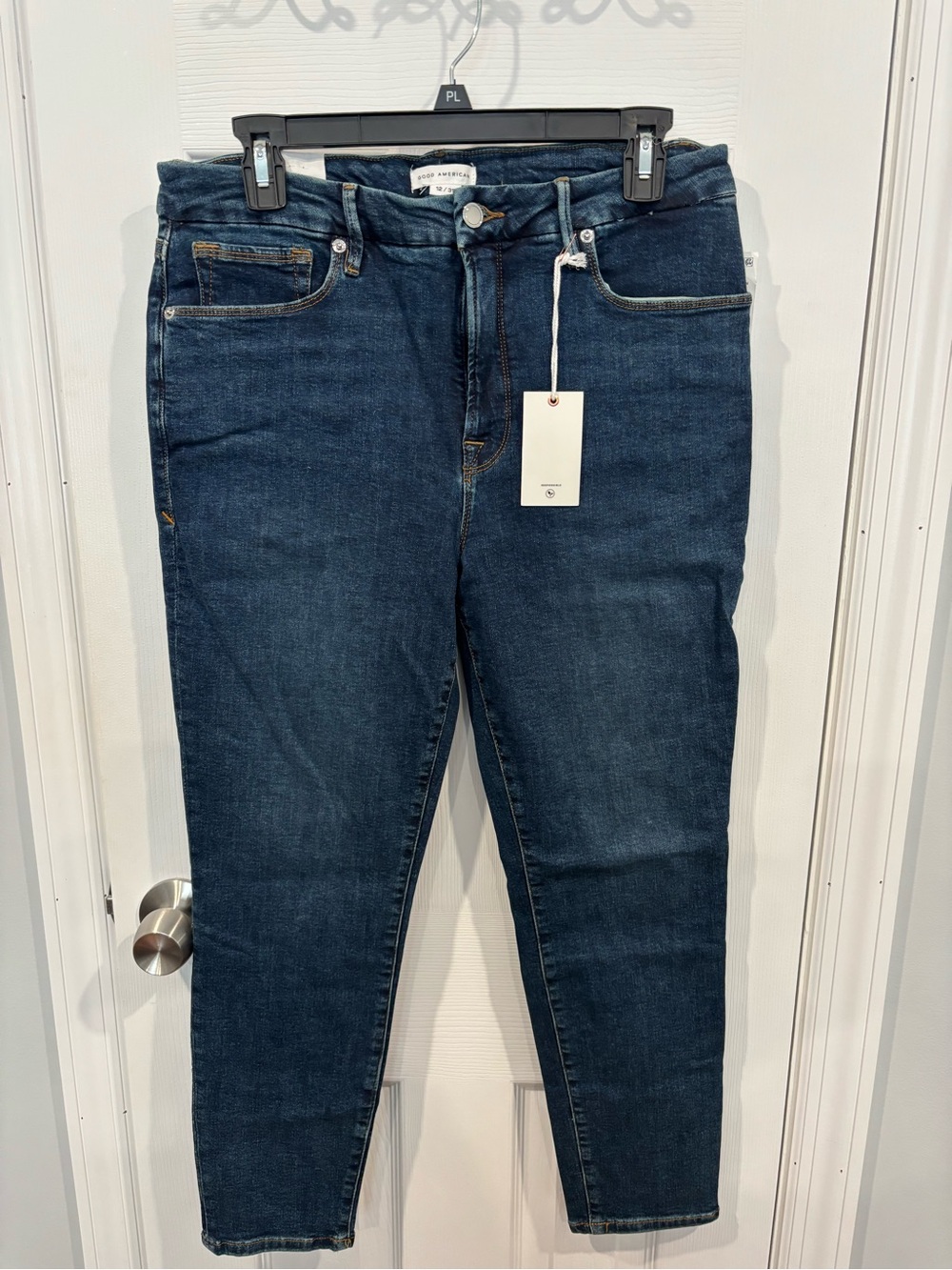 Good American Blue Denim Good Legs Crop Pocket Jeans